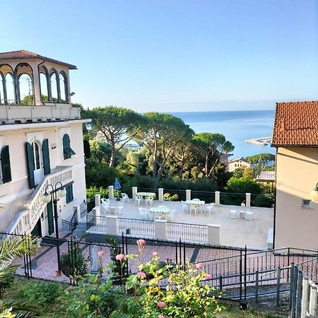 B&B Oasi Regina Pacis Santa Margherita Ligure Exteriör bild